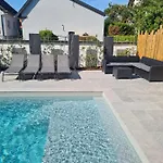 L'oasis De - Prive Dans Avec Piscine * Dalhunden