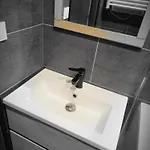 L'oasis De - Prive Dans Avec Piscine