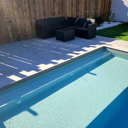 L'oasis De - Prive Dans Avec Piscine * Dalhunden